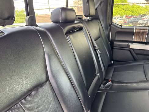 Used 2020 Ford F150 Lariat image 16