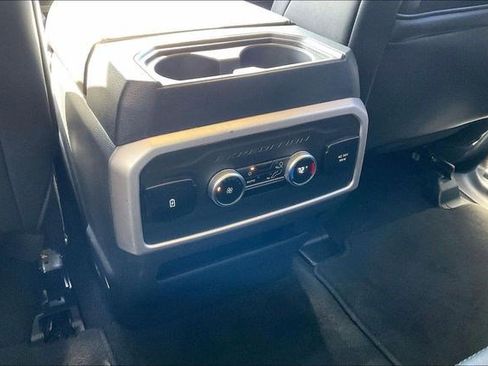 Used 2024 Ford Expedition Max XLT image 39