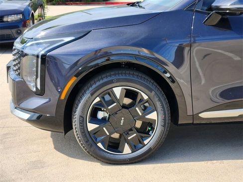 New 2026 Kia Sportage SX image 7