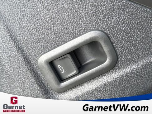 New 2026 Volkswagen Tiguan SEL R-Line image 32