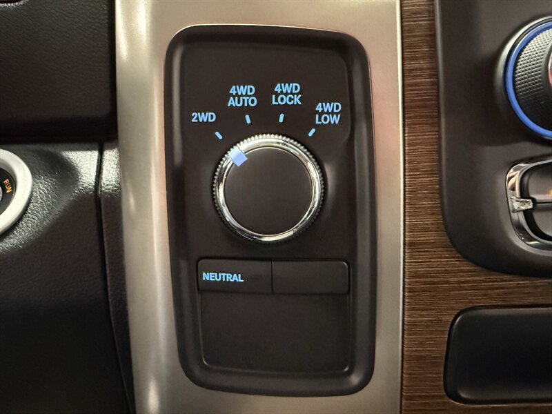 Used 2013 RAM 1500 Laramie w/ Convenience Group AWD/4WD image 36