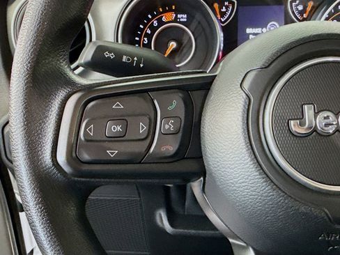 Used 2021 Jeep Wrangler Unlimited Sport image 11