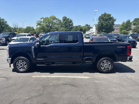 Used 2024 Ford F350 Lariat w/ Camper Package image 7