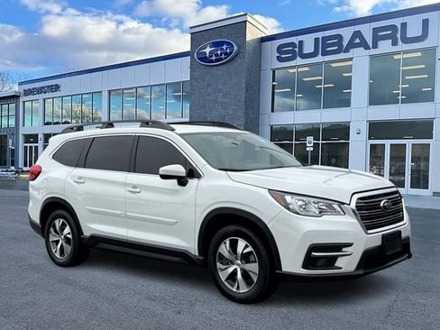 Used 2020 Subaru Ascent Premium w/ Convenience Package image 1
