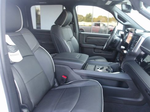 New 2026 RAM 2500 Limited image 17