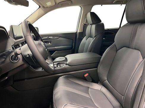 New 2025 Honda Pilot EX-L image 13