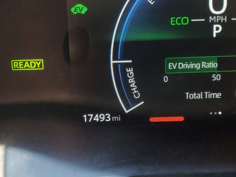 Certified 2025 Toyota Camry LE w/ Convenience Package FWD image 24