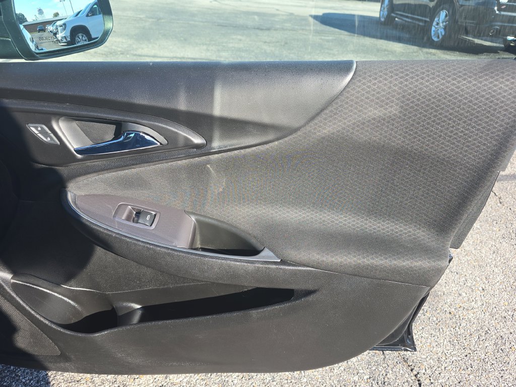 Used 2019 Chevrolet Malibu LT FWD image 17
