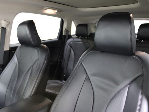 Certified 2022 Lincoln Nautilus Reserve w/ Class II Trailer Tow Package image 5