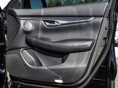 Used 2025 INFINITI QX50 Sport image 13