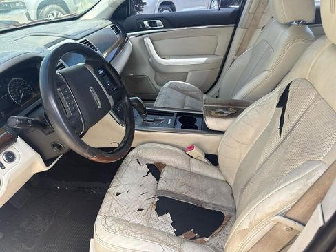 Used 2009 Lincoln MKS FWD image 8