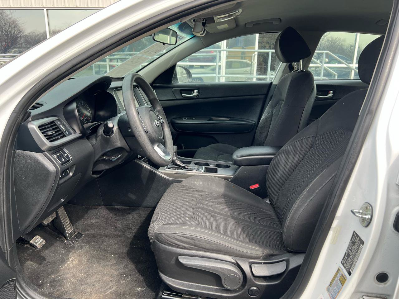 Used 2019 Kia Optima LX FWD image 11