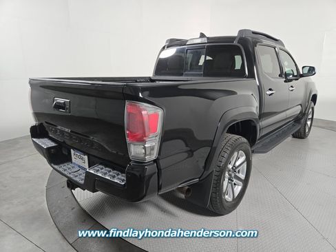 Used 2017 Toyota Tacoma Limited w/ Tow Package AWD/4WD image 6