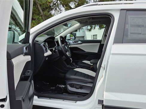 New 2026 Volkswagen Taos SEL AWD/4WD image 13