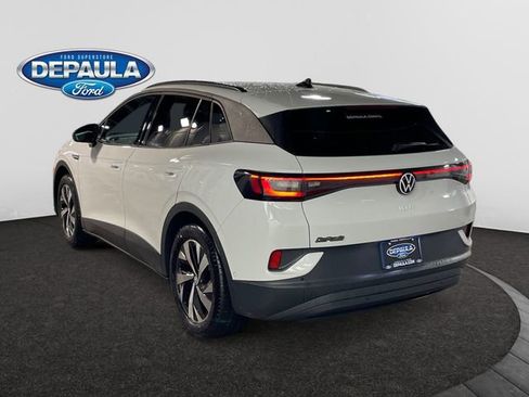 Used 2023 Volkswagen ID.4 Pro image 3