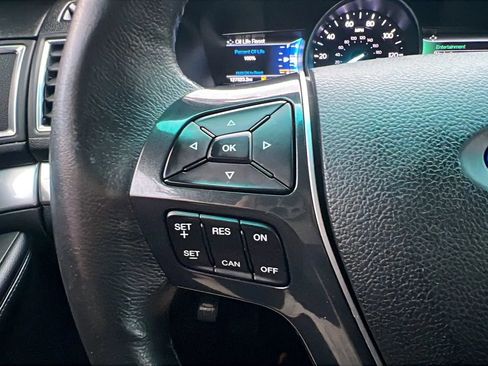 Used 2016 Ford Explorer Limited image 15