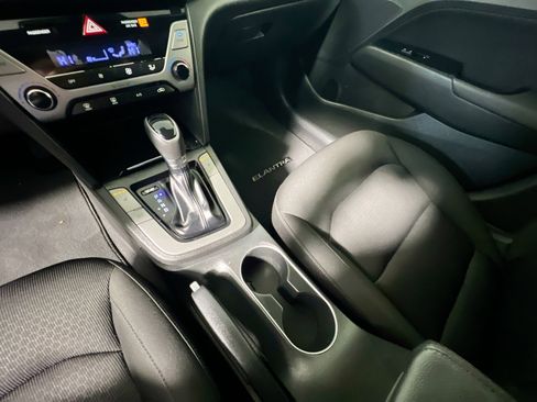 Used 2017 Hyundai Elantra Value Edition w/ Cargo Package image 26