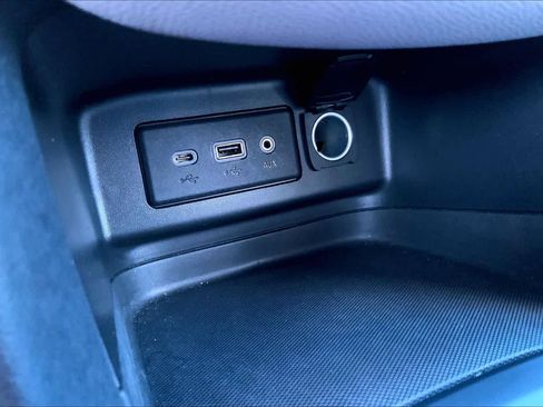 Used 2019 Chevrolet Equinox LT image 33