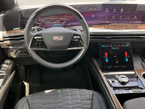 New 2026 Cadillac Escalade Platinum Sport w/ LPO, ONYX Package AWD/4WD image 10