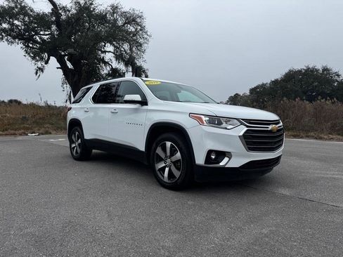Used 2019 Chevrolet Traverse LT w/ LT Premium Package image 7