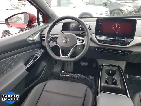 Used 2024 Volkswagen ID.4 S image 10