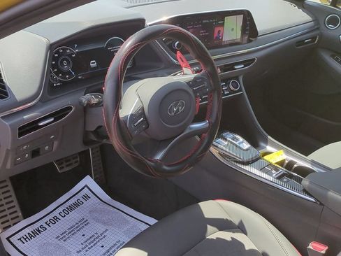 Used 2020 Hyundai Sonata SEL Plus w/ Tech Package FWD image 12