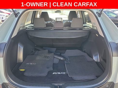 Used 2023 Toyota RAV4 XLE FWD image 11