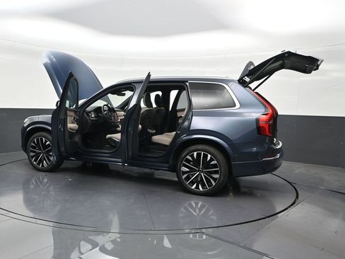 New 2026 Volvo XC90 B6 Plus w/ Protection Package Premier AWD/4WD image 32