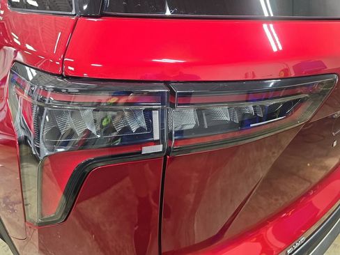 Used 2025 Chevrolet Equinox LT w/ Safety and Technology Package image 34