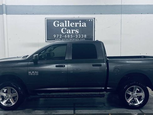Used 2017 RAM 1500 Express w/ Express Value Package RWD image 1