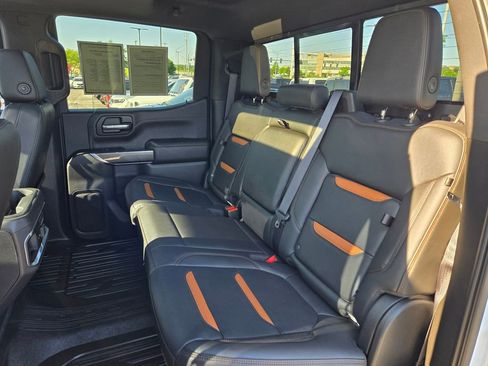 Used 2019 GMC Sierra 1500 AT4 w/ AT4 Premium Package AWD/4WD image 32