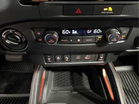 Used 2023 Nissan Frontier PRO-4X w/ Pro Convenience Package image 19