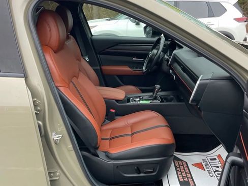 Used 2023 MAZDA CX-50 AWD 2.5 Turbo w/ Premium Pkg image 7