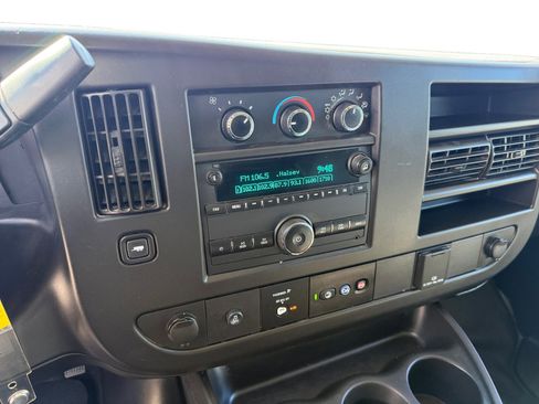 Used 2020 Chevrolet Express 2500 w/ Driver Convenience Package image 12