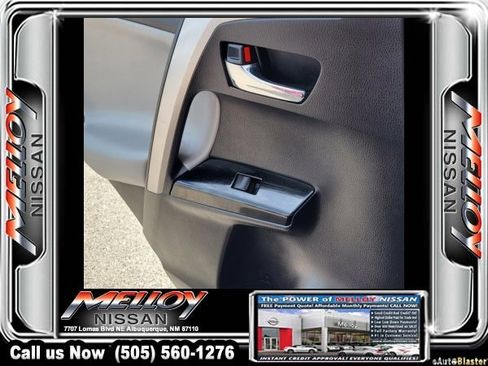 Used 2018 Toyota RAV4 Limited image 11