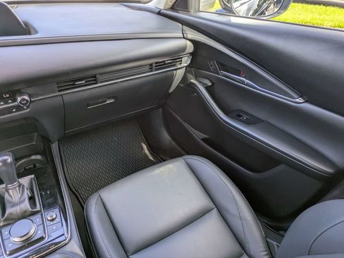 Certified 2024 MAZDA CX-30 AWD 2.5 S w/ Preferred Package image 19
