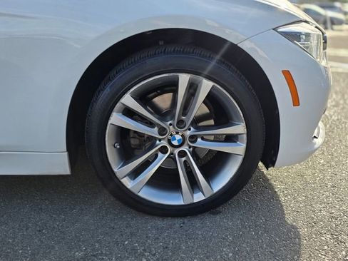 Used 2017 BMW 330i xDrive Wagon AWD/4WD image 8