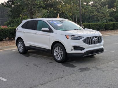 Used 2024 Ford Edge SEL w/ Convenience Package