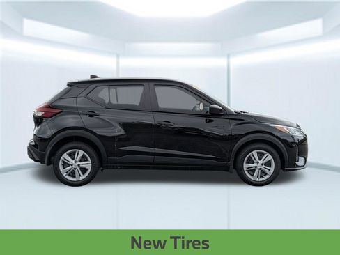Certified 2024 Nissan Kicks S FWD image 9
