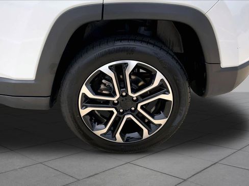 Used 2023 Jeep Compass Limited AWD/4WD image 11