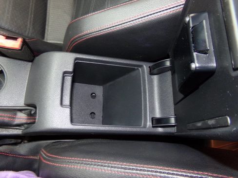 Used 2013 Volkswagen Jetta GLI Autobahn image 55