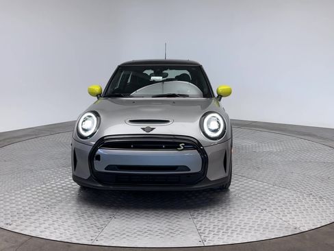 Used 2024 MINI Cooper SE FWD image 3