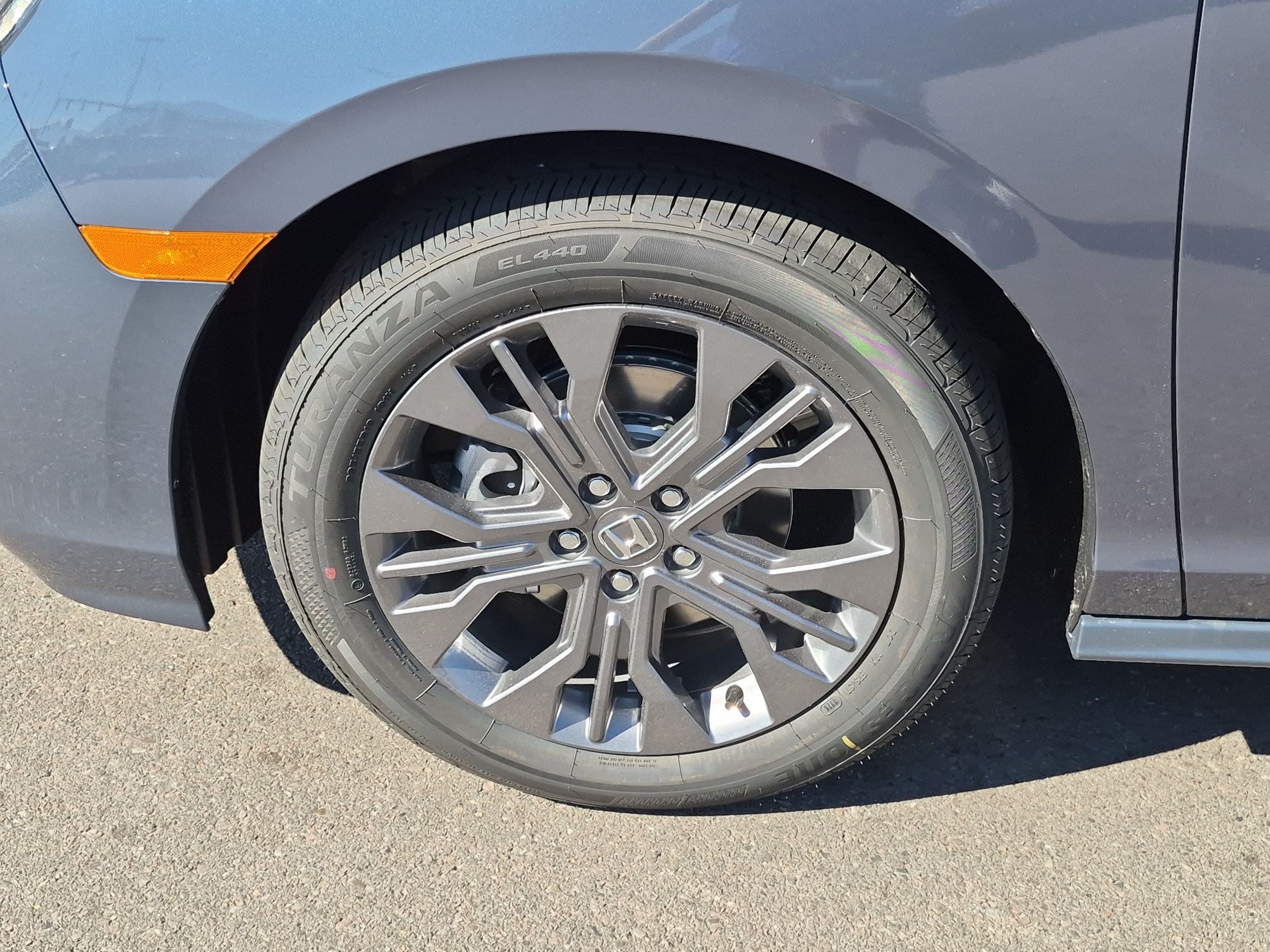 New 2027 Honda Odyssey Touring image 17