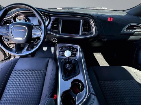 Used 2015 Dodge Challenger R/T w/ Quick Order Package 22B R/T RWD image 16