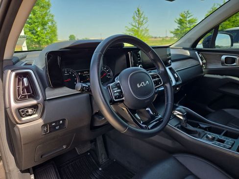 Used 2023 Kia Sorento X-Line EX AWD/4WD image 2
