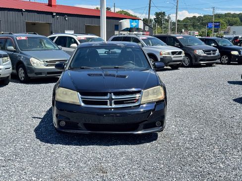 Used 2011 Dodge Avenger Heat FWD image 2