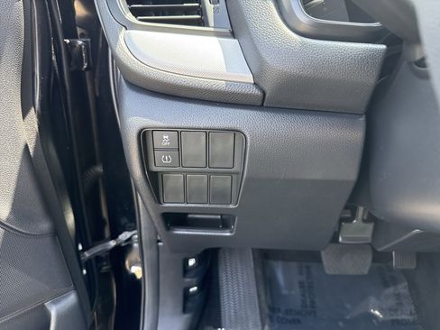 Certified 2018 Honda CR-V LX image 21