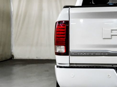 Used 2018 RAM 2500 Limited image 53