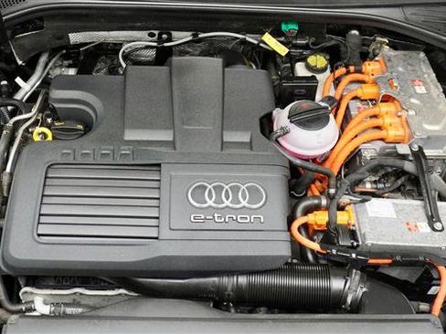 Used 2017 Audi A3 e-tron Premium FWD image 29