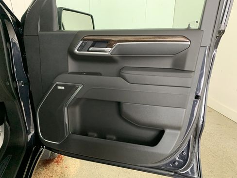 New 2026 GMC Sierra 1500 Elevation image 35